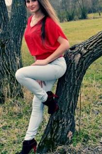 Снежана, размер груди четвертый, +7 906 493 34 06