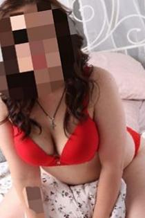 Яночка, размер груди третий, +7 (906) 411-16-10