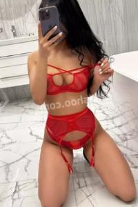 Ариночка, размер груди третий, +7903 472-51-21
