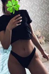 Ариша, размер груди третий, +7 (903) 472-51-21